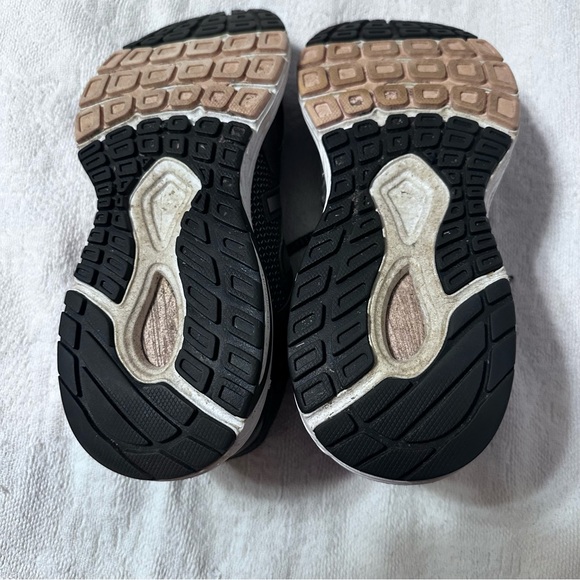 𝖴𝗌𝖾𝖽 𝖭𝖤𝖶 𝖡𝖠𝖫𝖠𝖭𝖢𝖤 𝗋𝗎𝗻𝗻𝗶𝗻𝗴 𝗌𝗁𝗈𝖾𝗌 𝖲𝖨𝖹𝖤 9 𝖡 - Picture 6 of 7